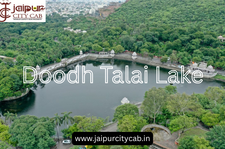 Lake Pichola Udaipur Boat Ride and City Palace View